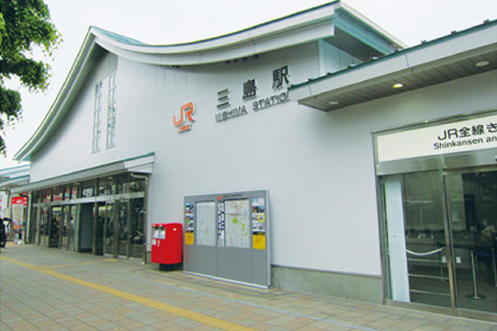 JR三島駅